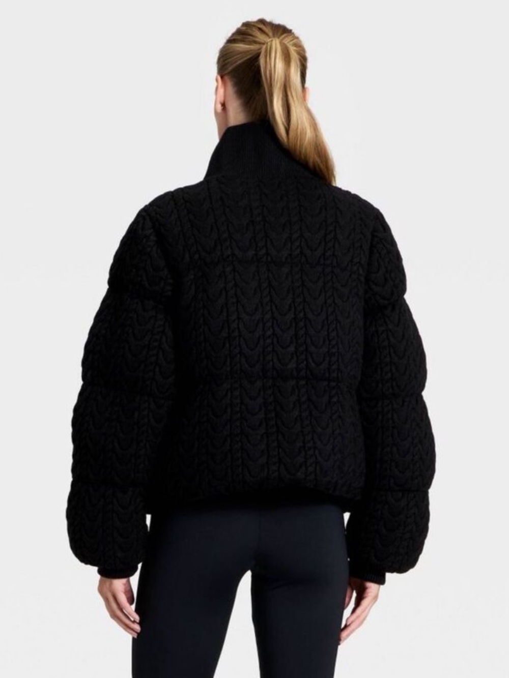 All In Motion Women’s Cable Knit Puffer Jacket - Black Size Medium NWT - Picture 2 of 11